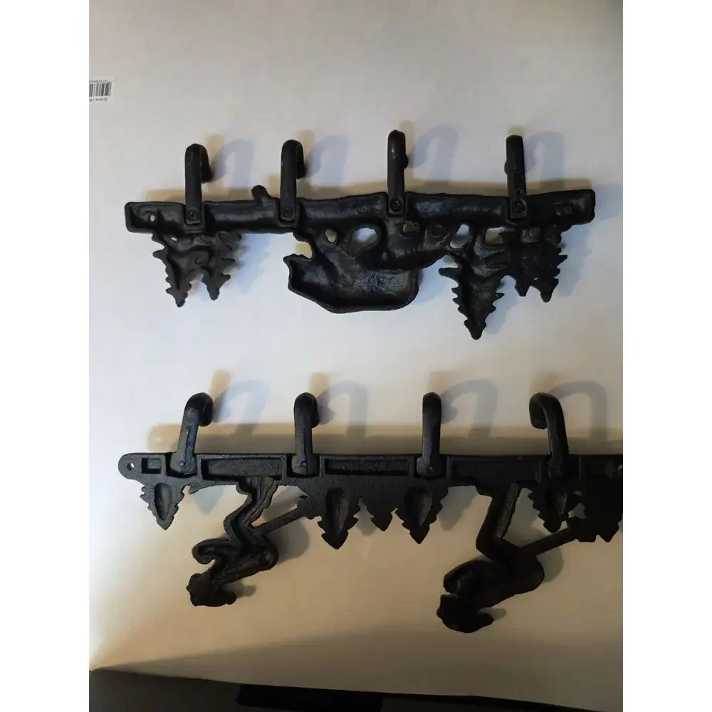 Cast Iron Bear And Skiing Wall Hook Rack Rustic Cabin Lodge Coat Hanger Set Of 2